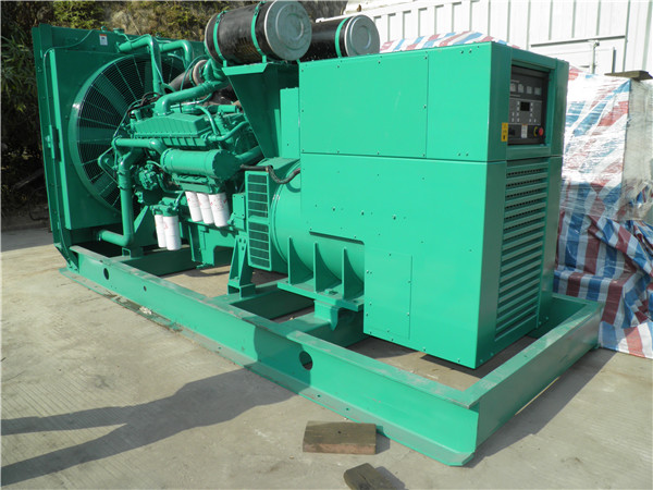 开江出租发电机 发电机组厂家：柴油发电机组的控制屏的作用是什么？