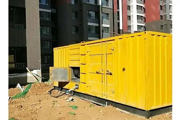 开江发电机租赁中燃油压力过低会对发动机的哪些部件造成损坏？