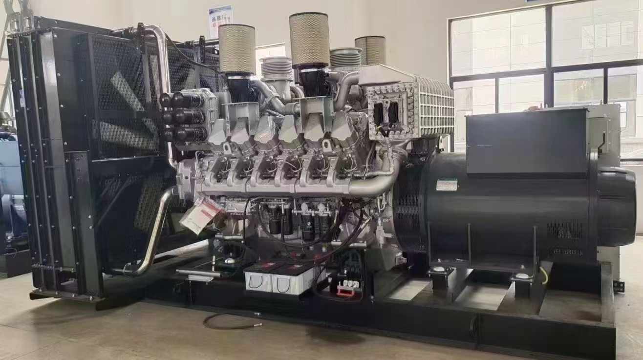 开江800KW柴油发电机组可以带动多少kw的设备？