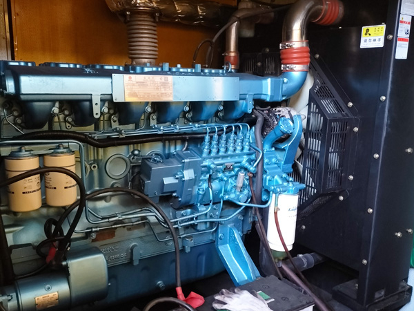 开江磷酸铁锂蓄电池的使用寿命与哪些因素有关？